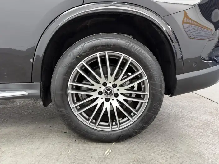 Mercedes-Benz GLC 2026 Model GLC 300 L 4MATIC Dynamic Model 5 seat – фото 9