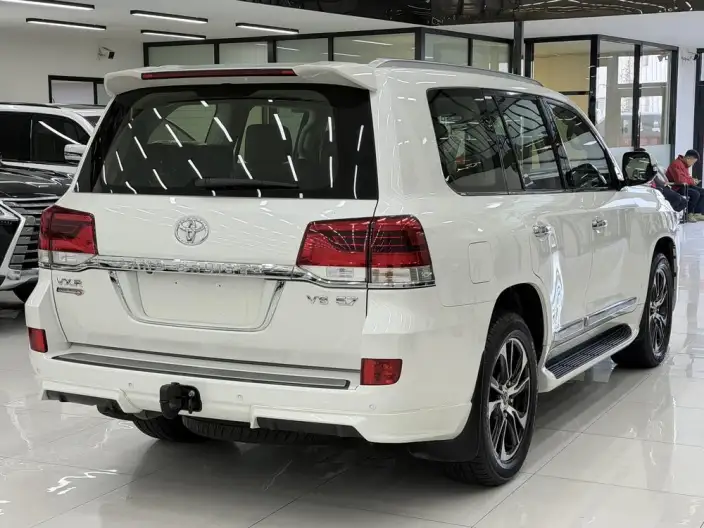 Land Cruiser （import 2021 Model 5.7L Automatic 4WD 8 seat Parallel Imported – фото 6