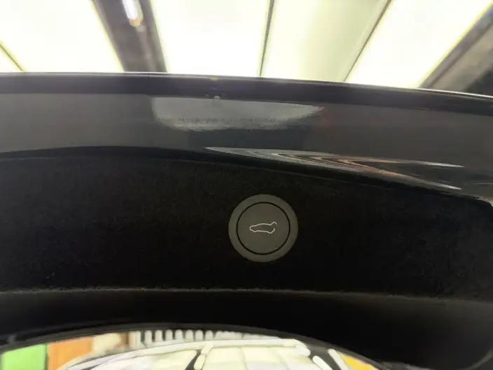 Model 3 2025 Model Facelift Rear-wheel drive version – фото 10
