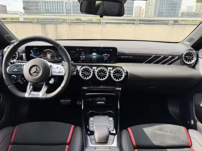 Mercedes-Benz A-Class AMG 2022 Model AMG A 35 L 4MATIC Blazing Night Special Edition – фото 7