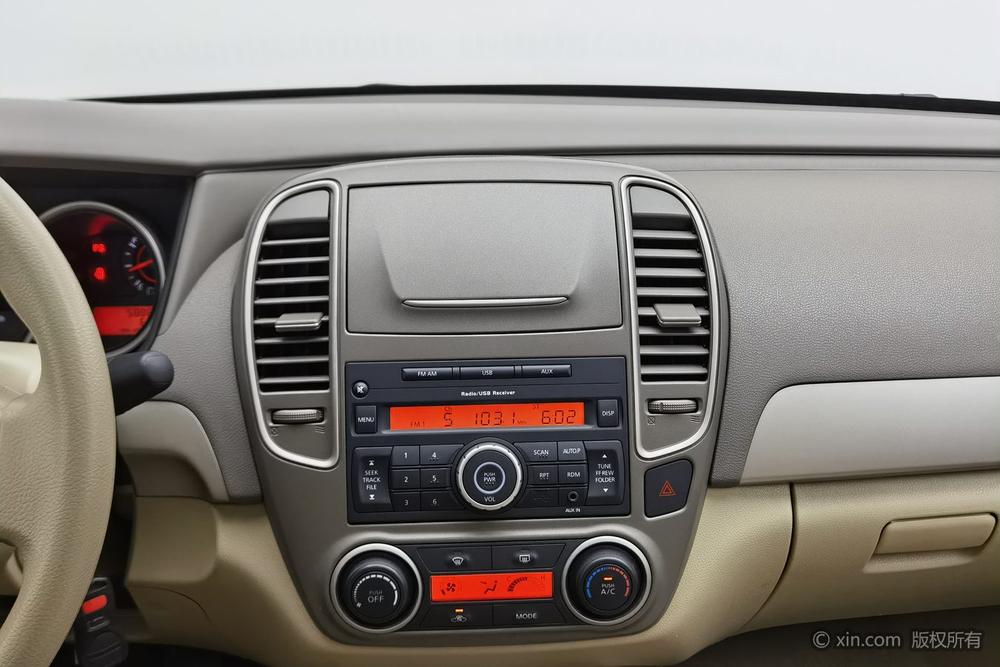 Nissan Sylphy 2018 Classic 1.6XE+ Manual Leading – фото 12
