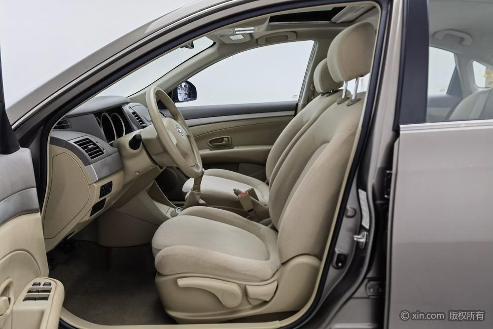Nissan Sylphy 2018 Classic 1.6XE+ Manual Leading – фото 17