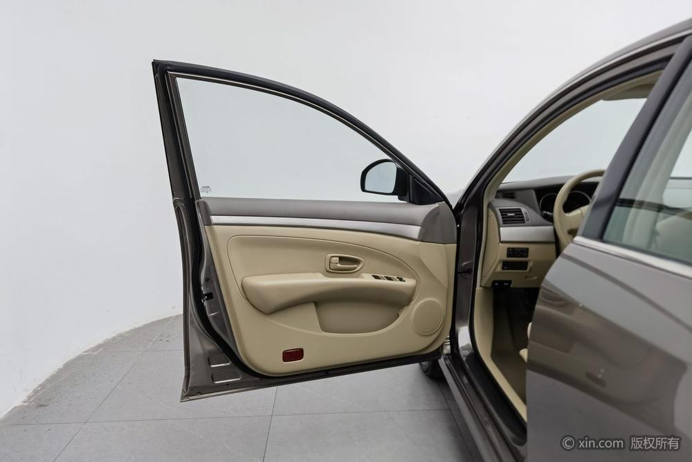 Nissan Sylphy 2018 Classic 1.6XE+ Manual Leading – фото 21