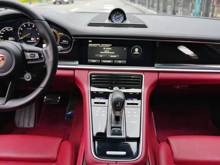 Panamera E-Hybrid 2023 Model Panamera 4 E-Hybrid Platinum edition 2.9T – фото 6