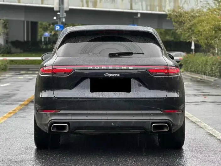Cayenne E-Hybrid 2021 Model Cayenne E-Hybrid 2.0T – фото 5