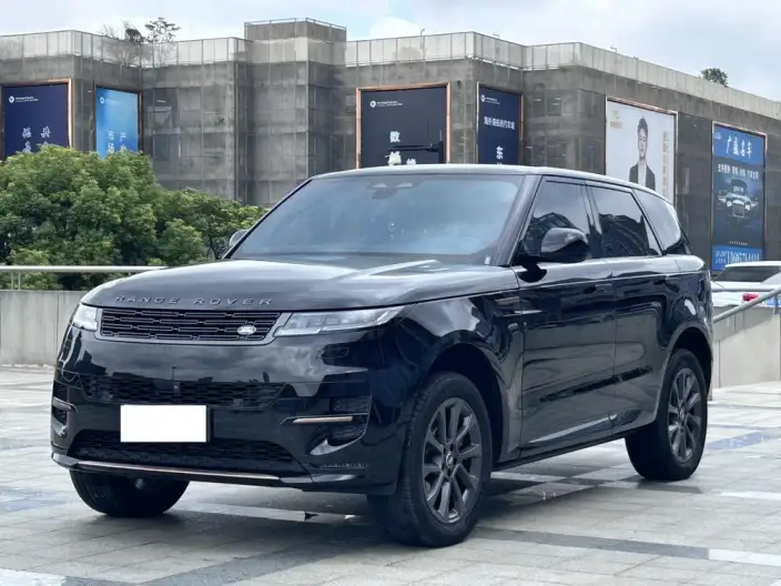 Range Rover Sport 2024 Model 400PS DYNAMIC HSE – фото 1