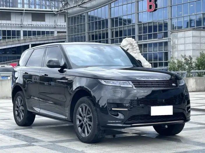Range Rover Sport 2024 Model 400PS DYNAMIC HSE – фото 3