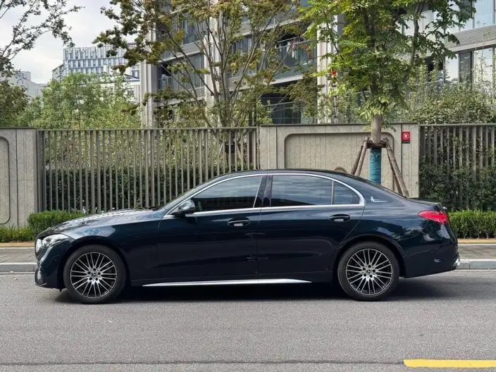 Mercedes-Benz C-Class 2024 Model C 260 L Sports Edition – фото 4