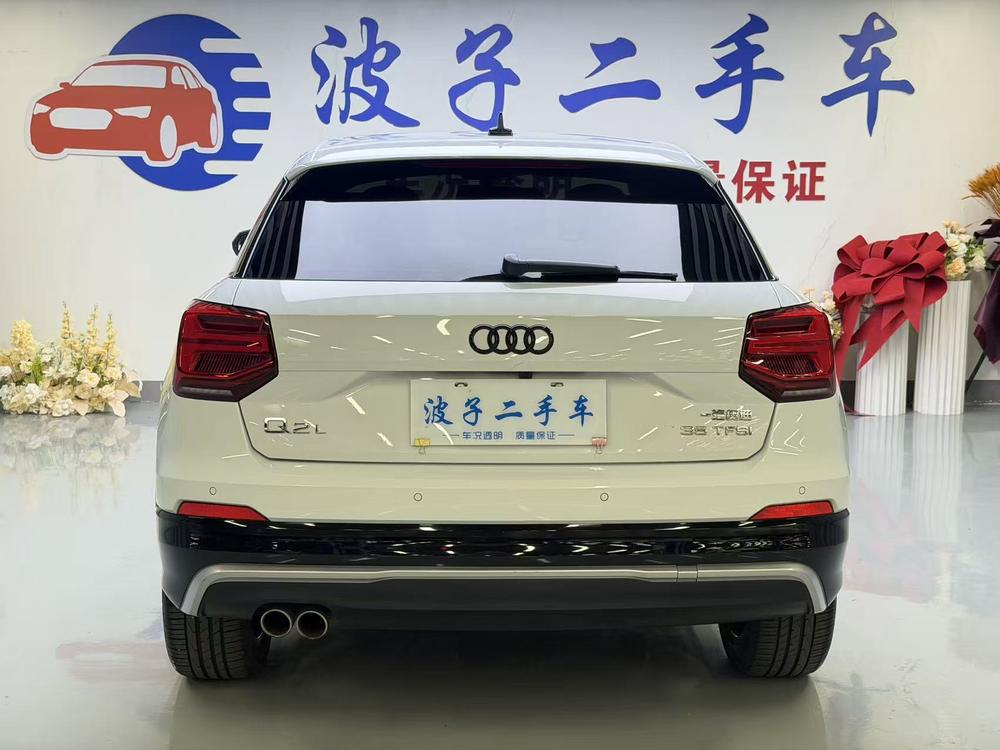 Audi Q2L 2018 35 TFSI Style Elegant China V I – фото 5