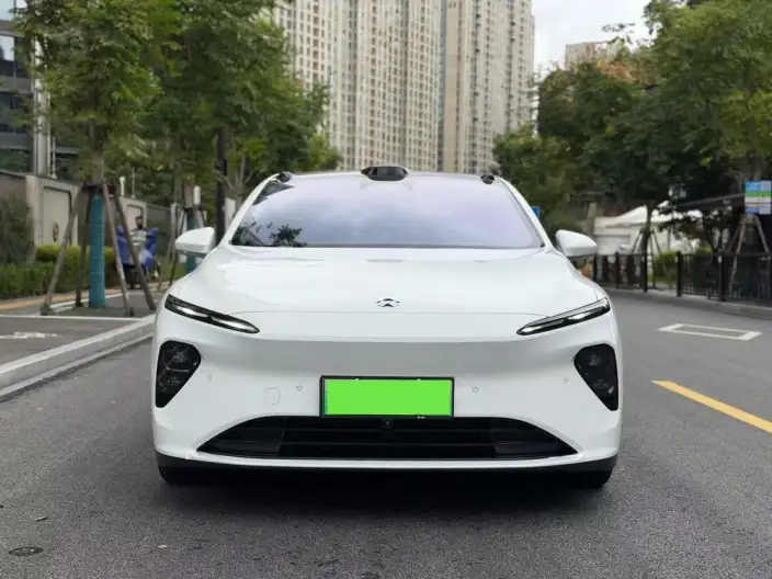 NIO ET7 2024 Model 75kWh Executive Signature Edition – фото 2