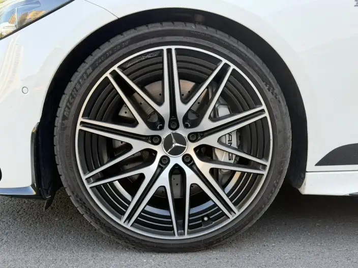 Mercedes-Benz C-Class AMG 2023 Model AMG C 43 4MATIC Travel Sedan Special Edition – фото 7