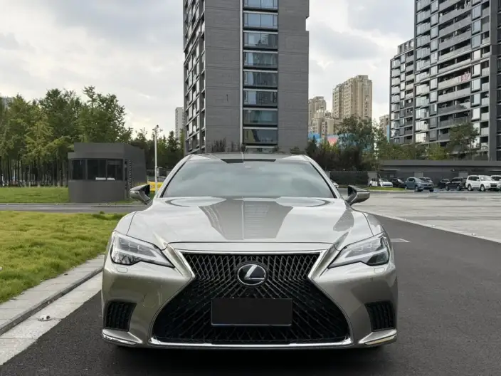 Lexus LS 2021 Model 500h Superior Edition – фото 2