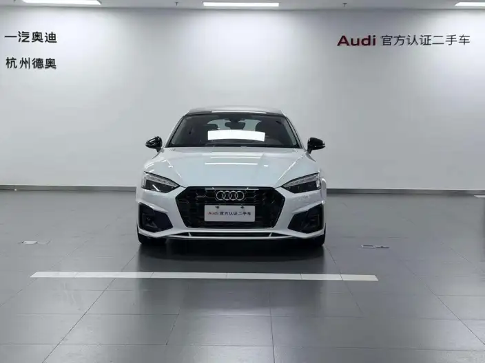Audi A5 2023 Model Sportback 40 TFSI quattro Luxury Dynamic Model – фото 2