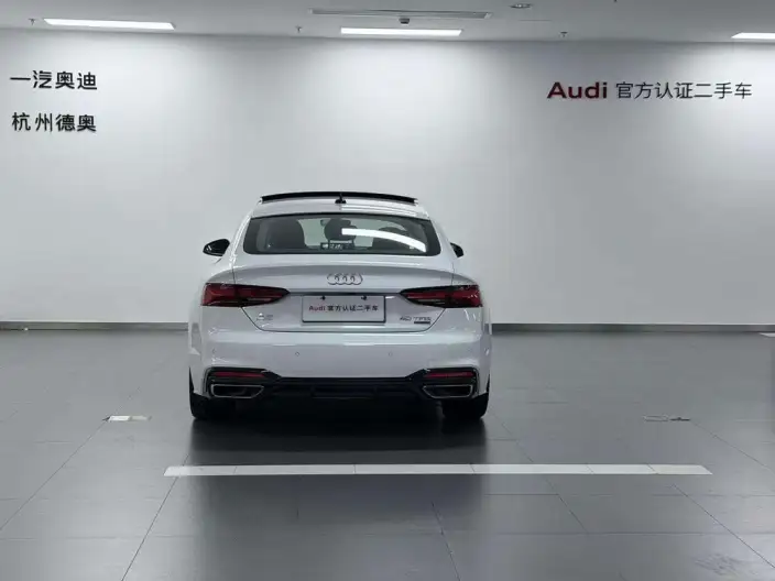 Audi A5 2023 Model Sportback 40 TFSI quattro Luxury Dynamic Model – фото 3