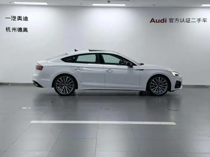 Audi A5 2023 Model Sportback 40 TFSI quattro Luxury Dynamic Model – фото 5