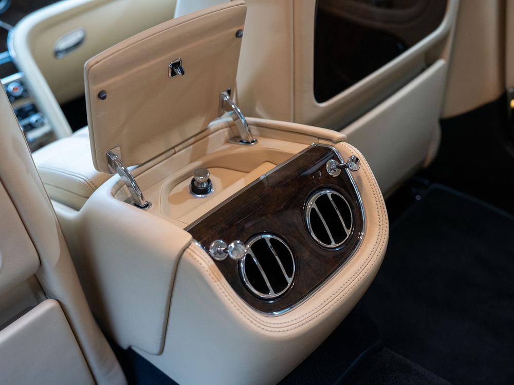 Mulsanne 2012 модификация 6.8T Diamond Jubilee – фото 25
