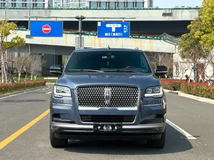 Lincoln Navigator 2022 Model 3.5T Zunyao Edition – фото 2