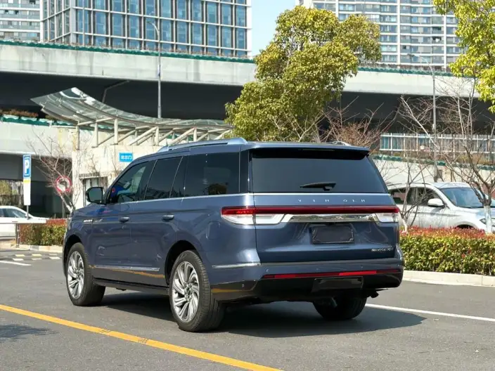Lincoln Navigator 2022 Model 3.5T Zunyao Edition – фото 4