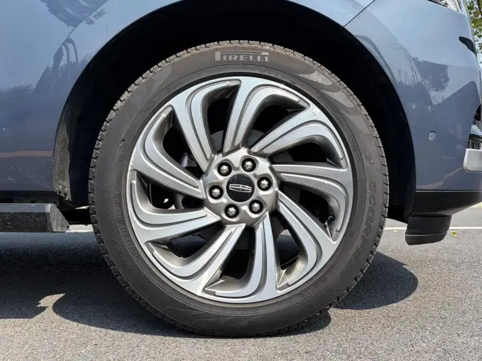 Lincoln Navigator 2022 Model 3.5T Zunyao Edition – фото 5
