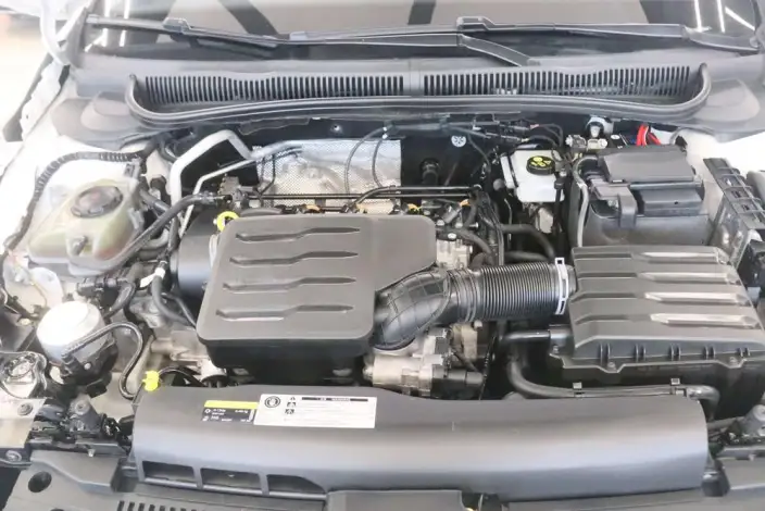 Polo 2021 Model Plus 1.5L Automatic Panoramic Enjoy Edition – фото 6