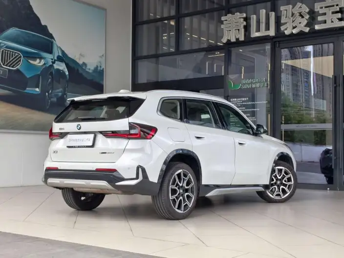 BMW X1 2023 Model sDrive25Li X Design Set – фото 5