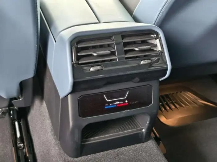 BMW i5 2025 Model Facelift eDrive40L M Sports Set – фото 6