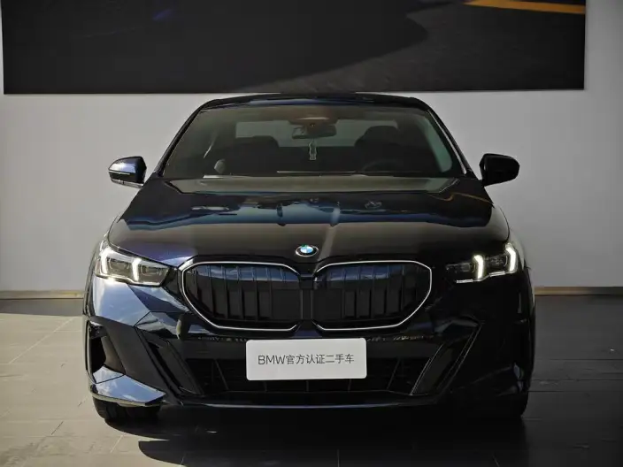 BMW 5 Series 2025 Model Facelift 525Li M Sports Set – фото 2