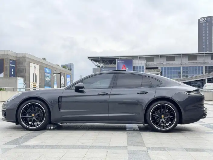 Panamera 2023 Model Facelift Panamera 2.9T Platinum edition – фото 4
