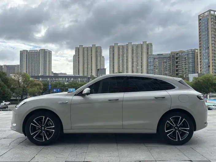Aito M5 2025 Model Extended Range Ultra Rear Drive Edition – фото 4