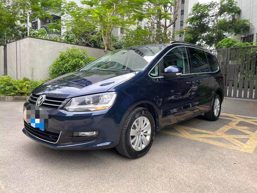 Volkswagen Sharan 2015 1.8TSI Comfort – фото 1