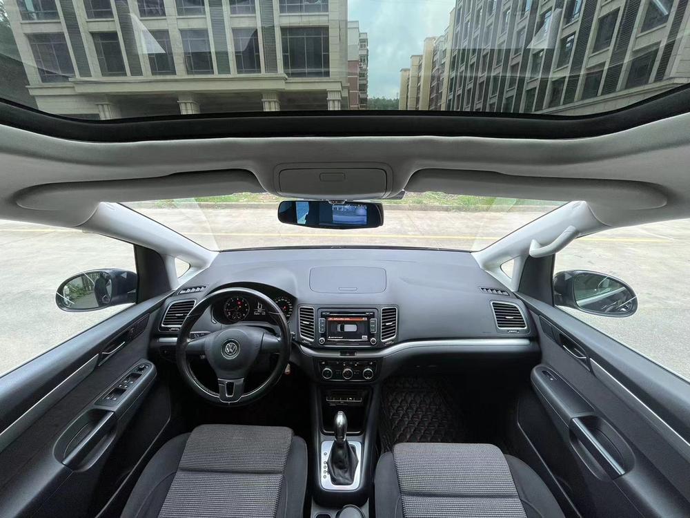 Volkswagen Sharan 2015 1.8TSI Comfort – фото 7