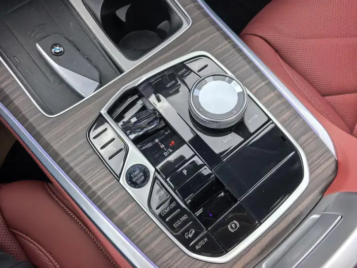BMW X5 2025 Model xDrive40Li M Sports Night Set – фото 10