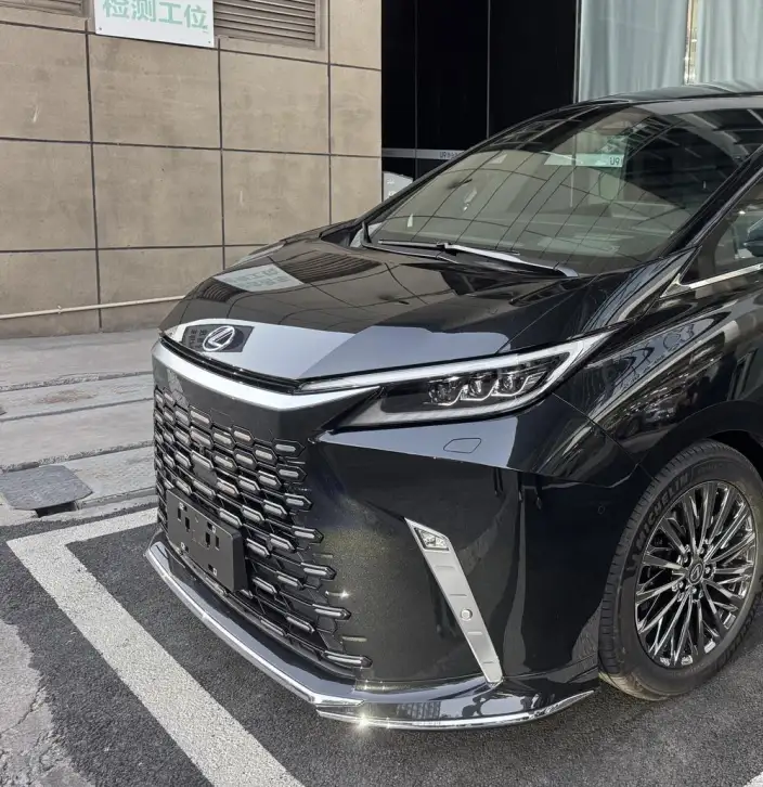 Lexus LM 2026 Model 500h DIRECT4 VI seat Respect Edition