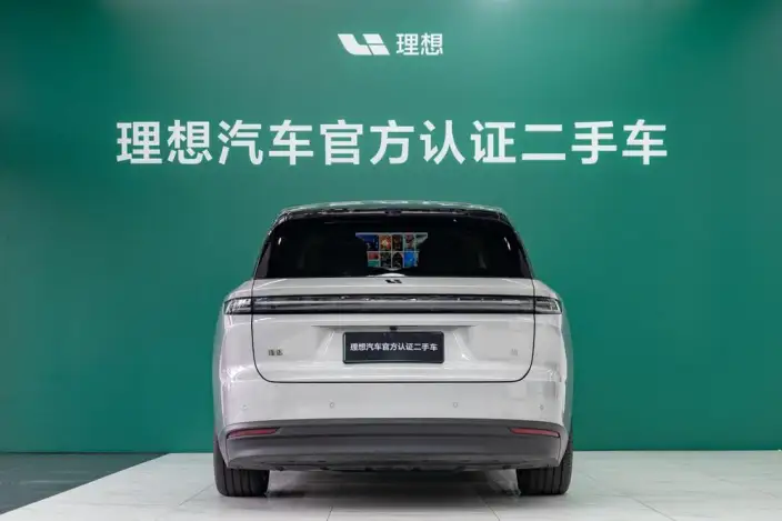 Li Auto i8 2025 Model Standard Edition – фото 3
