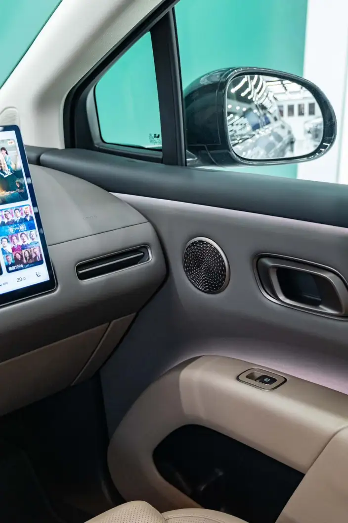 Li Auto i8 2025 Model Standard Edition – фото 7