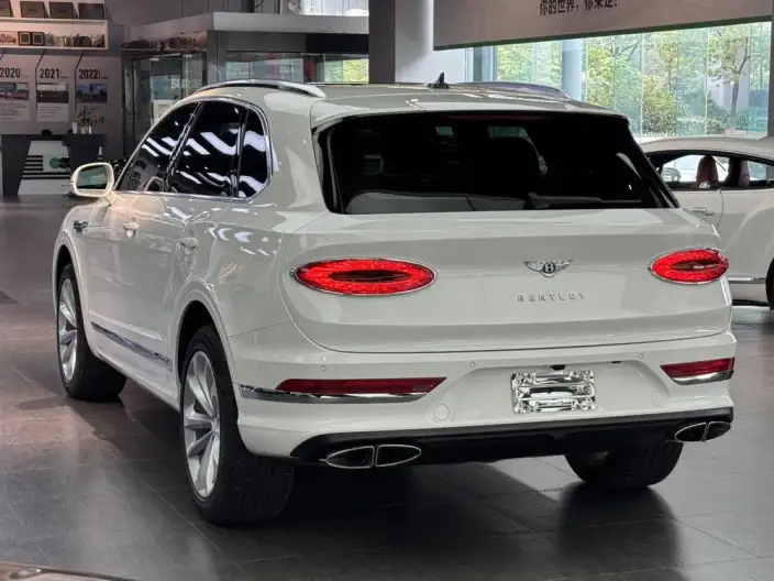 Bentayga 2021 Model 4.0T Automatic 4WD 5 seat Parallel Imported – фото 5