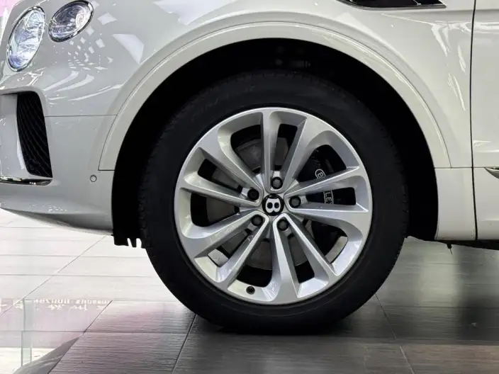 Bentayga 2021 Model 4.0T Automatic 4WD 5 seat Parallel Imported – фото 10
