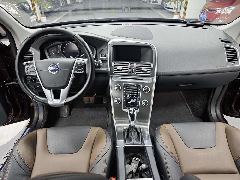 Volvo XC60 2015 модификация T5 AWD Smart JMC Edition – фото 10