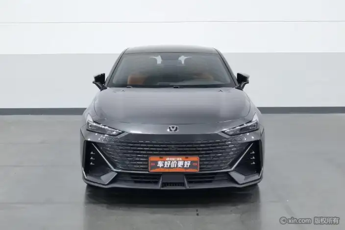 Changan UNI-V 2022 Model 1.5T Noble Model – фото 2