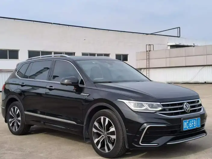Volkswagen Tiguan L 2022 Model 330TSI Automatic 2WD R-Line Enjoy the version more – фото 3