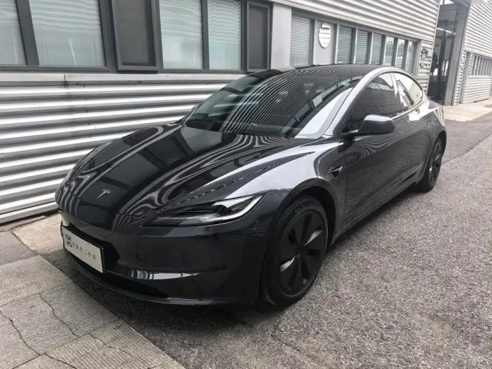 Model 3 2023 Model Rear-wheel drive version – фото 1