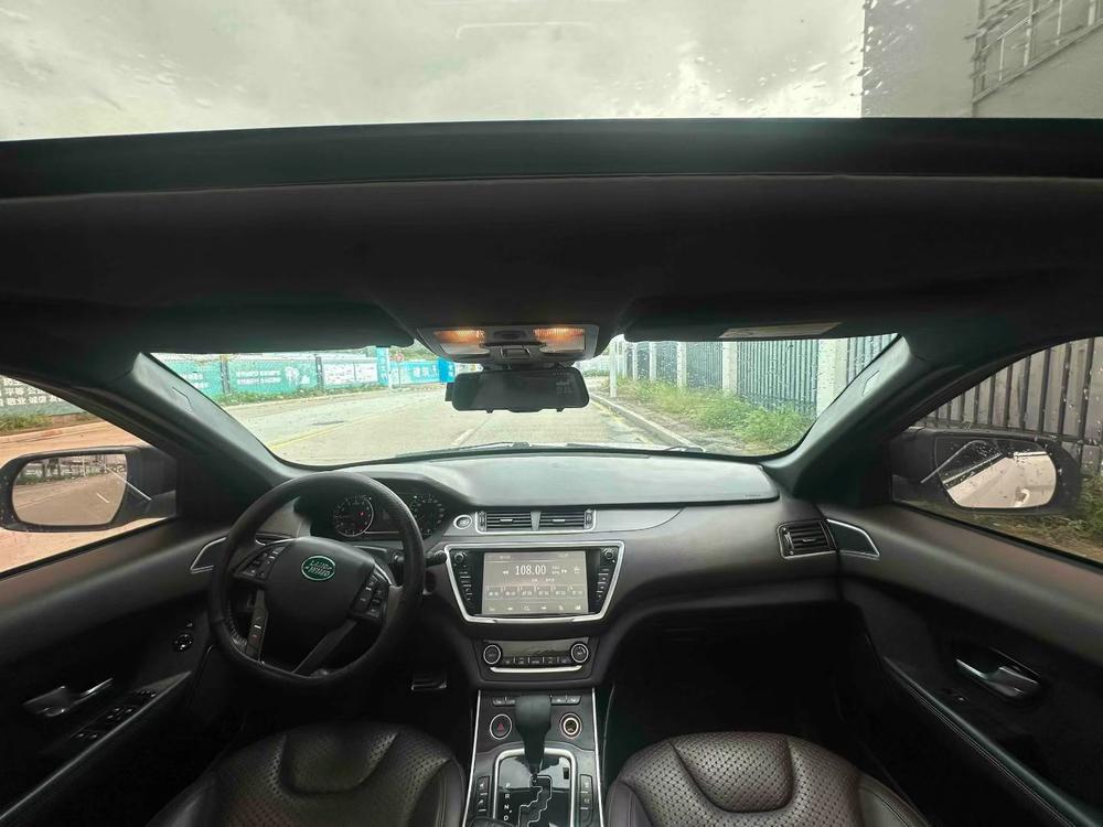 Landwind X7 2016 2.0T Panoramic Premium – фото 7