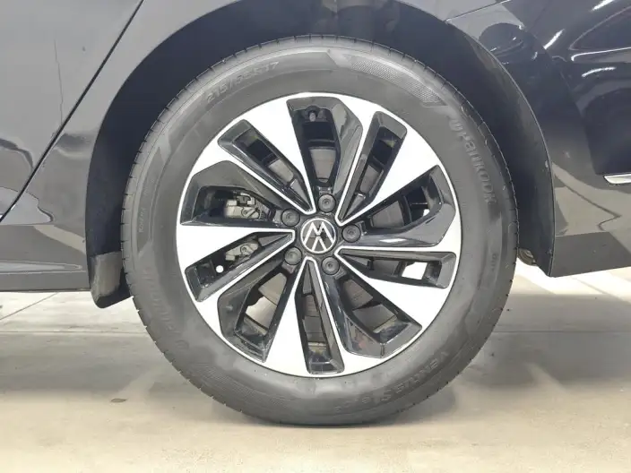 Volkswagen Passat 2024 Model 280TSI Elite Edition – фото 9