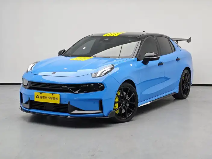 Lynk & Co 03 2022 Model 03+ 2.0TD Automatic Cyan Customized Edition Performance Package – фото 1