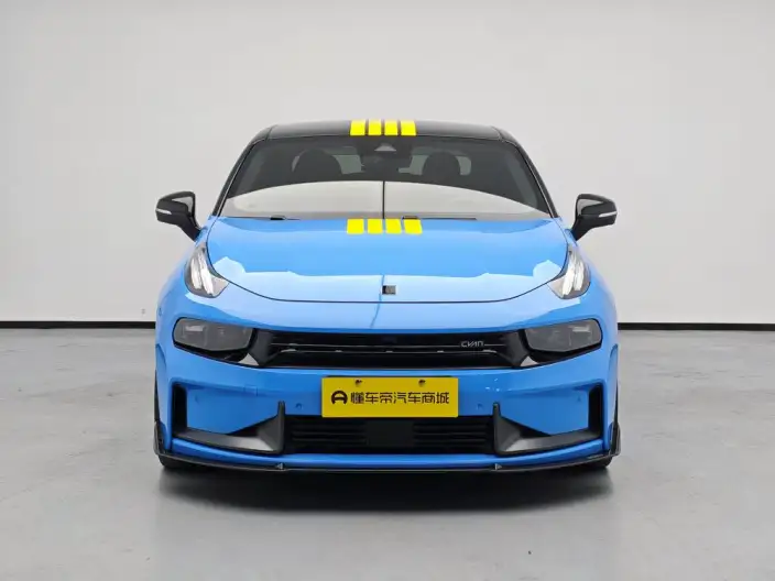 Lynk & Co 03 2022 Model 03+ 2.0TD Automatic Cyan Customized Edition Performance Package – фото 2