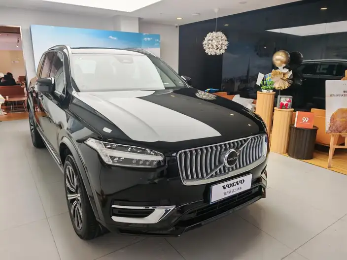 Volvo XC90 2025 Model B5 Zhixing Deluxe Edition 5 seat – фото 3