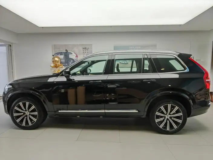 Volvo XC90 2025 Model B5 Zhixing Deluxe Edition 5 seat – фото 4
