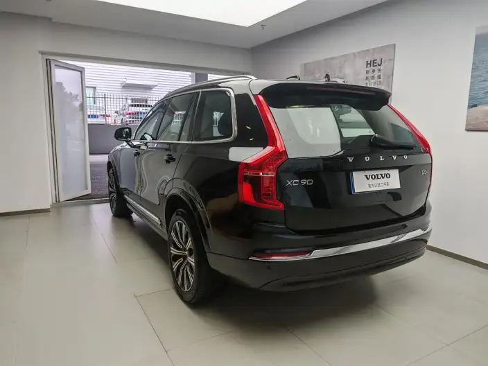 Volvo XC90 2025 Model B5 Zhixing Deluxe Edition 5 seat – фото 5
