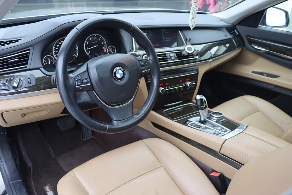 BMW 7 Series 2013 730Li Advantage – фото 16