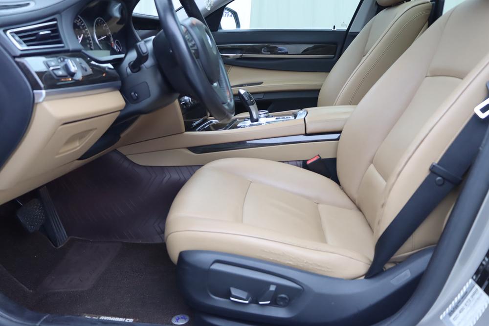 BMW 7 Series 2013 730Li Advantage – фото 17